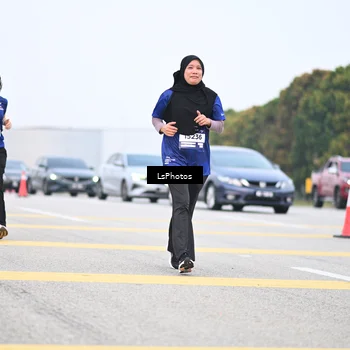 Runner Photo 7559753