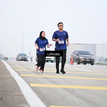 Runner Photo 7559800