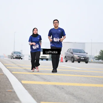 Runner Photo 7559811