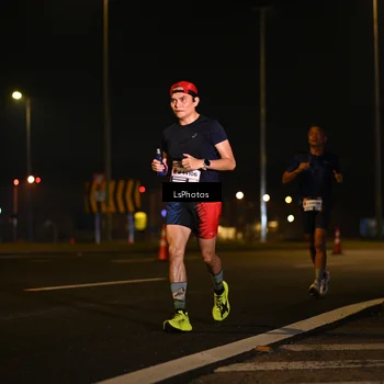 Runner Photo 7559875