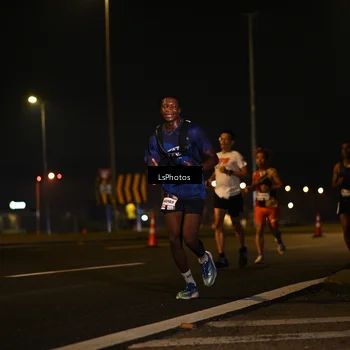 Runner Photo 7559877