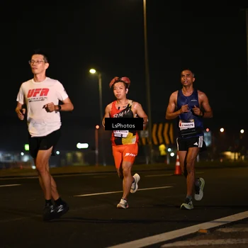 Runner Photo 7559884