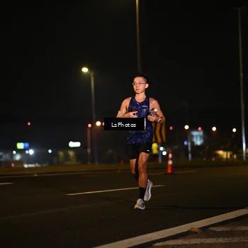 Runner Photo 7559890