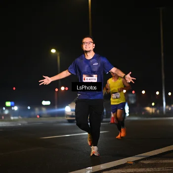 Runner Photo 7559912