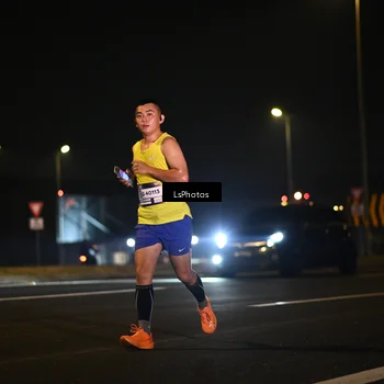 Runner Photo 7559916