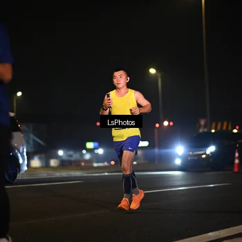 Runner Photo 7559918