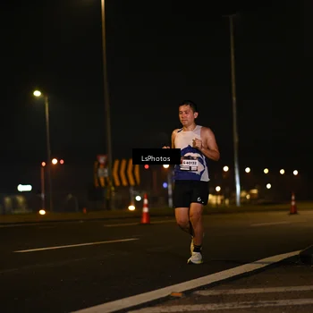 Runner Photo 7559996