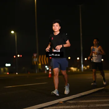 Runner Photo 7560008