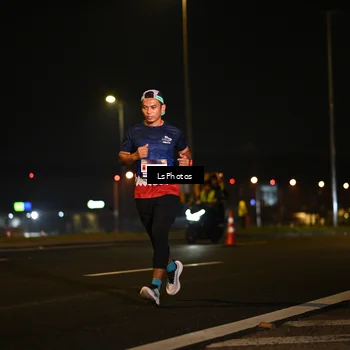 Runner Photo 7560010