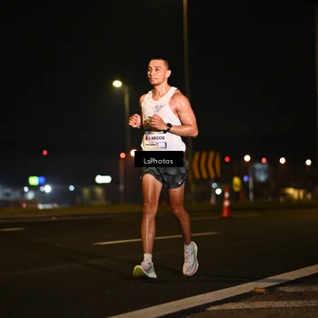 Runner Photo 7560016