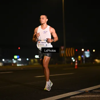 Runner Photo 7560017