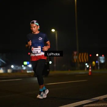 Runner Photo 7560019