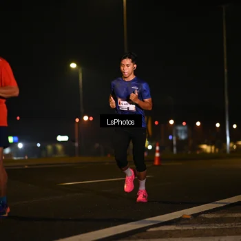 Runner Photo 7560024