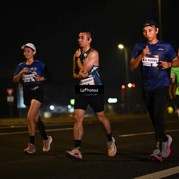 Runner Photo 7560046
