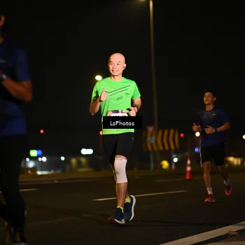 Runner Photo 7560048