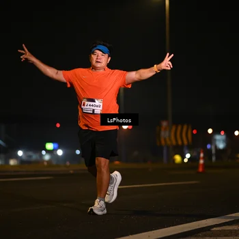 Runner Photo 7560089