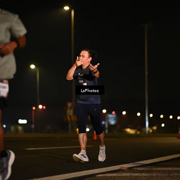 Runner Photo 7560098