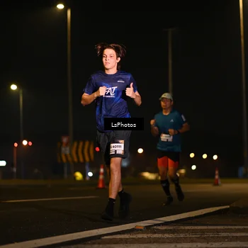 Runner Photo 7560102