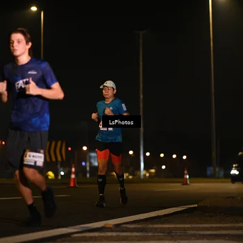 Runner Photo 7560103