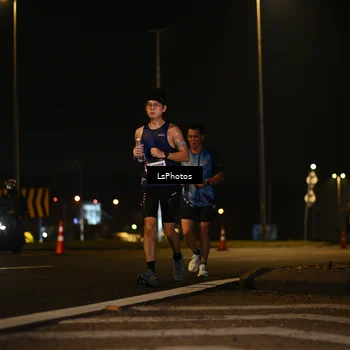 Runner Photo 7560108