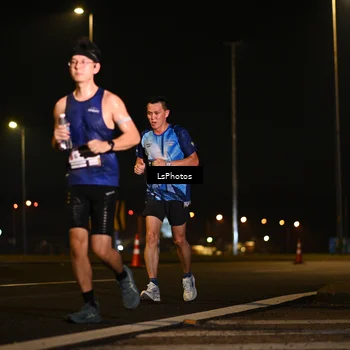 Runner Photo 7560111