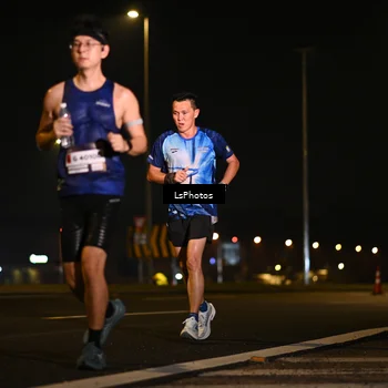 Runner Photo 7560112