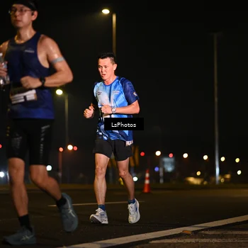 Runner Photo 7560115