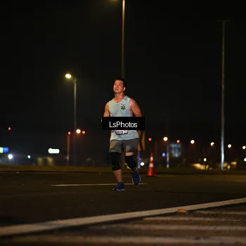 Runner Photo 7560132