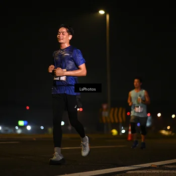 Runner Photo 7560134