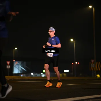 Runner Photo 7560156
