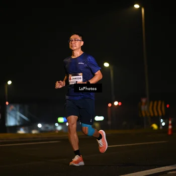 Runner Photo 7560177