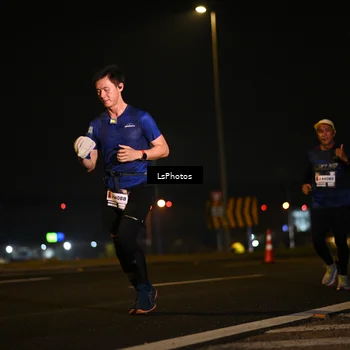 Runner Photo 7560181