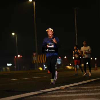 Runner Photo 7560183