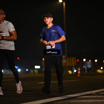 Runner Photo 7560192