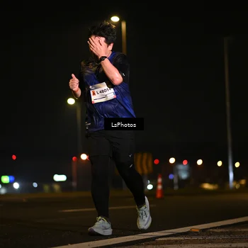 Runner Photo 7560211