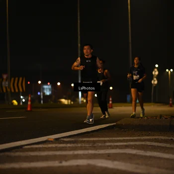 Runner Photo 7560216