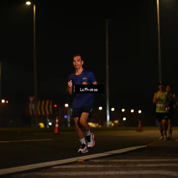 Runner Photo 7560234