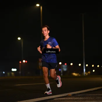 Runner Photo 7560236