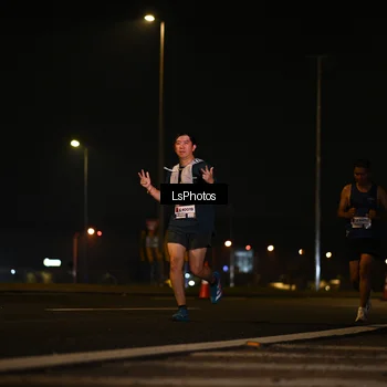 Runner Photo 7560260