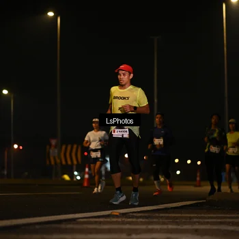 Runner Photo 7560267