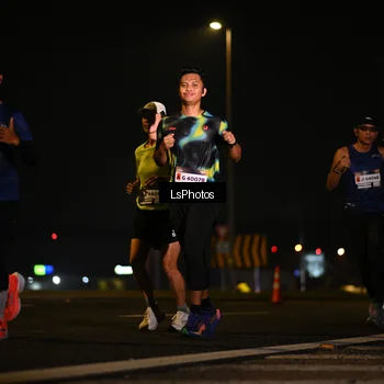 Runner Photo 7560280