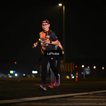 Runner Photo 7560283
