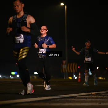 Runner Photo 7560293