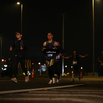 Runner Photo 7560294