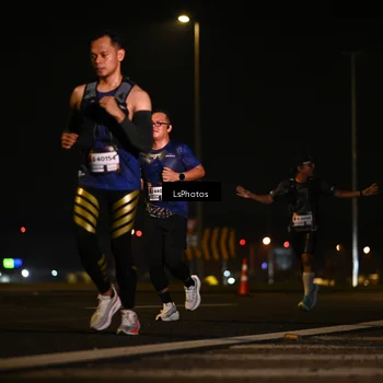Runner Photo 7560297