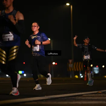 Runner Photo 7560298