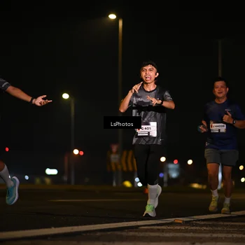 Runner Photo 7560299
