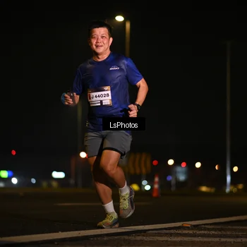 Runner Photo 7560302