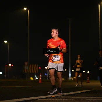 Runner Photo 7560306
