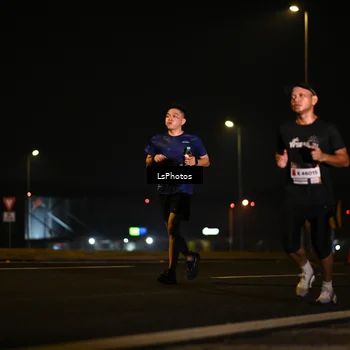 Runner Photo 7560320